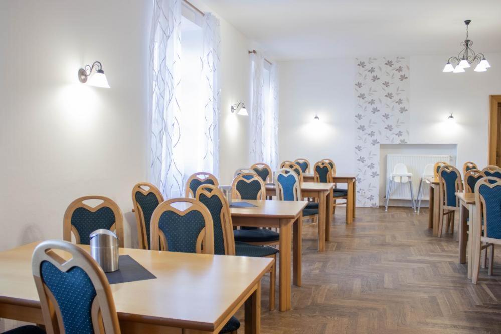 Hotel Zamecek Raspenava Екстериор снимка