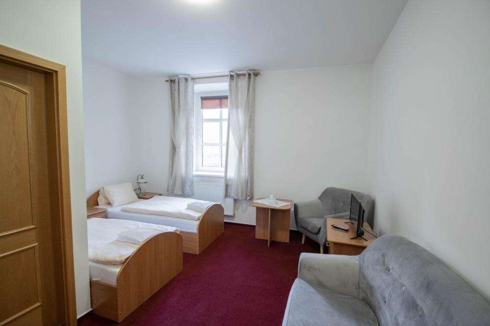 Hotel Zamecek Raspenava Екстериор снимка